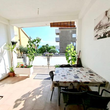 Nemira Beach Getaway Omis Bagian luar foto