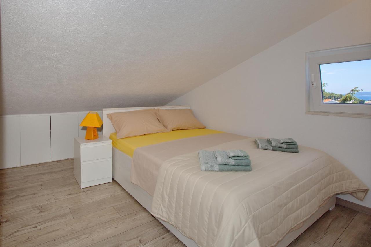 Nemira Beach Getaway Omis Bagian luar foto